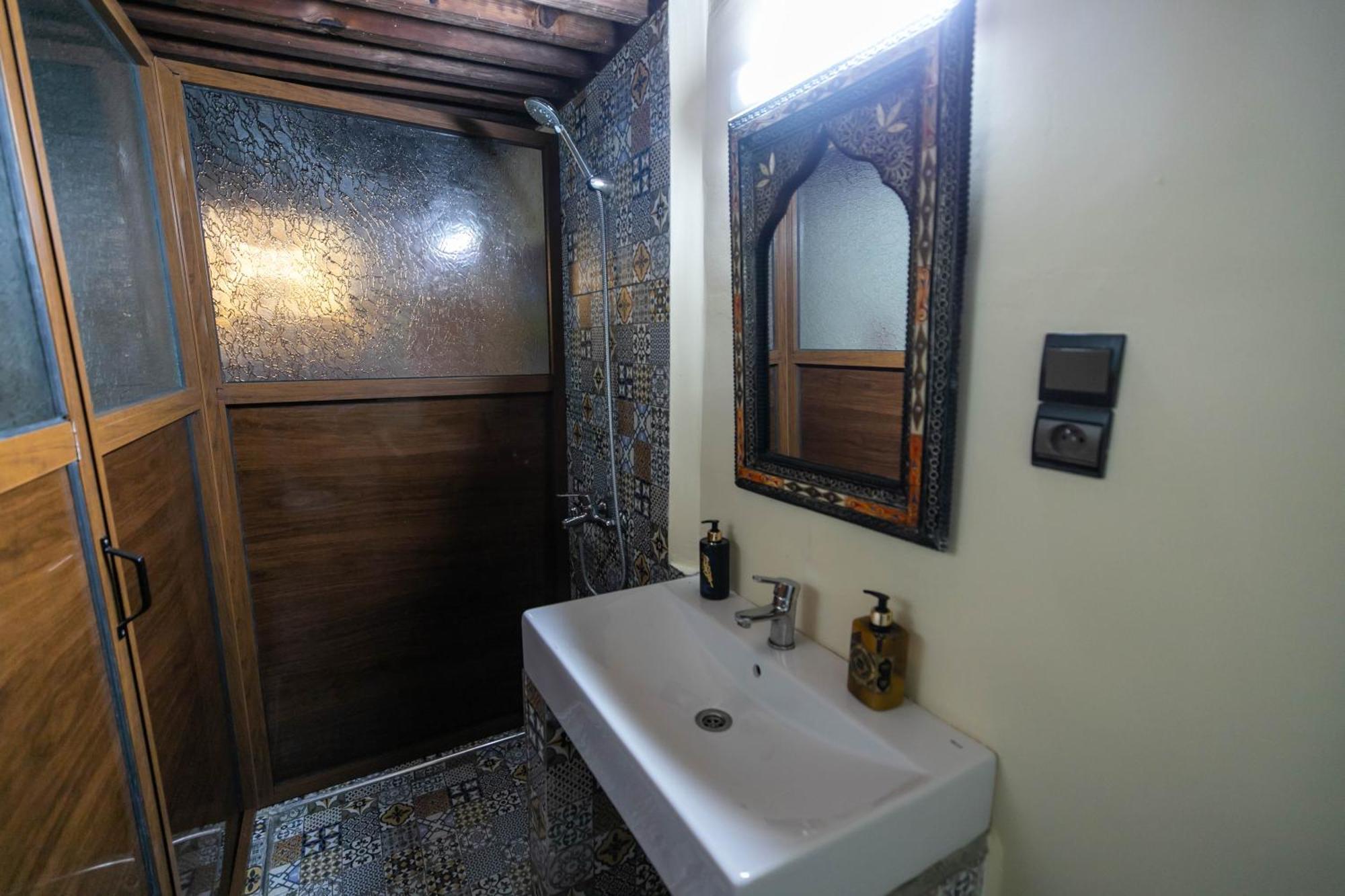 Riad Dar Hadia Fes Ngoại thất bức ảnh
